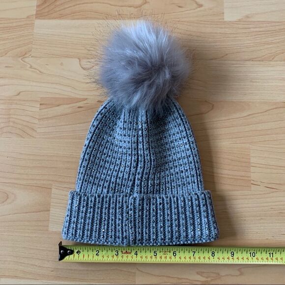 bcbgmaxazria gray beanie hat with jewels